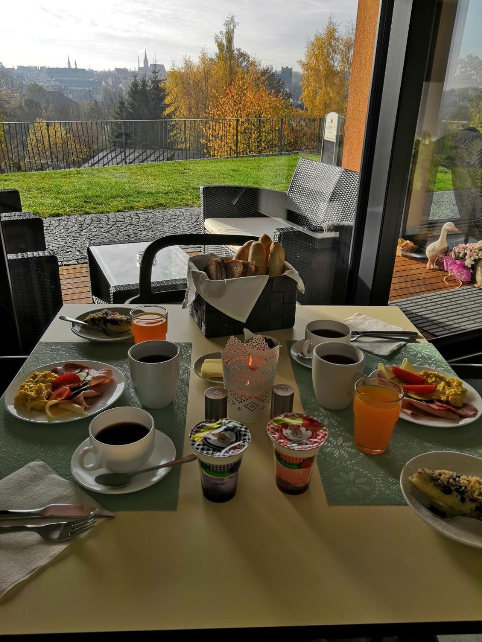 Penzion Cafe Na Svahu Cheb Dış mekan fotoğraf