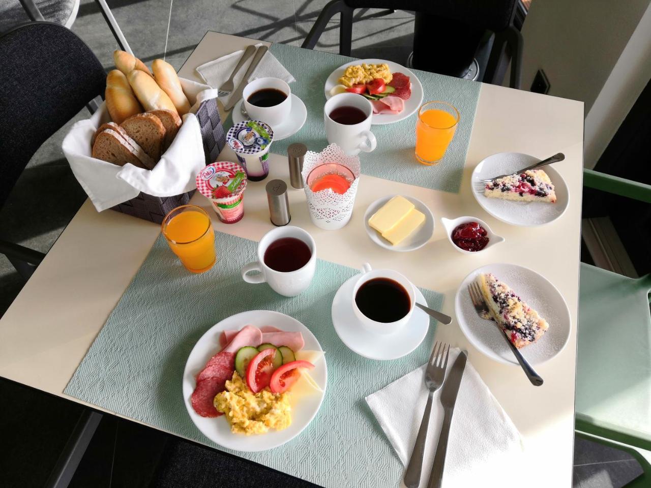 Penzion Cafe Na Svahu Cheb Dış mekan fotoğraf